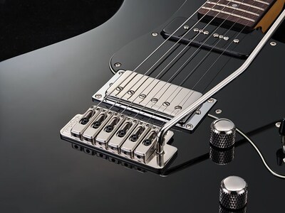 PACIFICA611V BTR LTD ブリッジにはWilkinson社製VS-50を採用