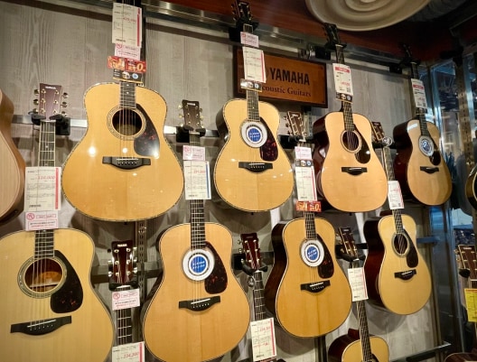 石橋楽器店　池袋店