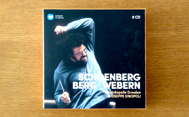 ベルク「３つの管弦楽曲」を含むジュゼッペ・シノーポリ指揮シュターツカペレ・ドレスデンによる新ウィーン楽派作品録音集「シェーンベルク・ベルク・ウェーベルン」（CD８枚組、1995～98年録音、ワーナー）