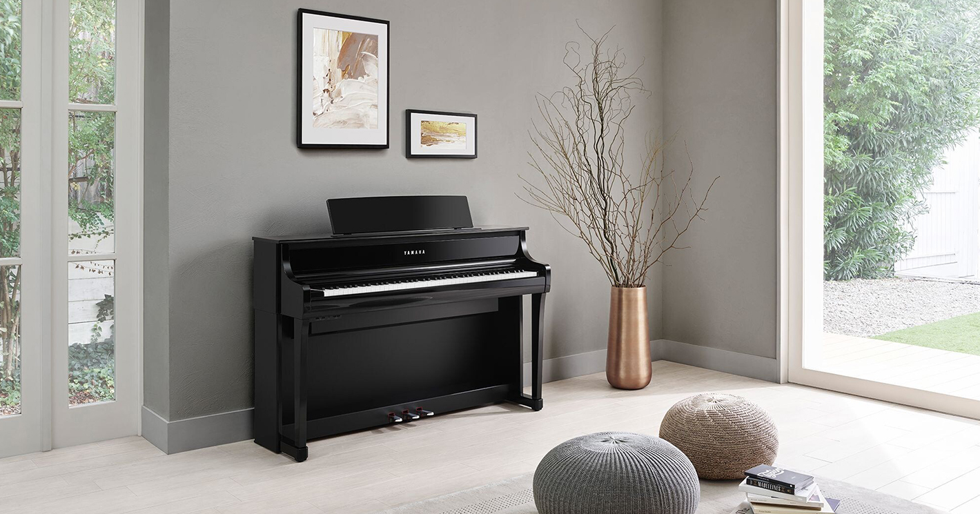 五人のピアニストが紡ぐ音と想い――電子ピアノ「クラビノーバ」演奏動画公開