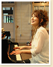 pianist 国府 弘子