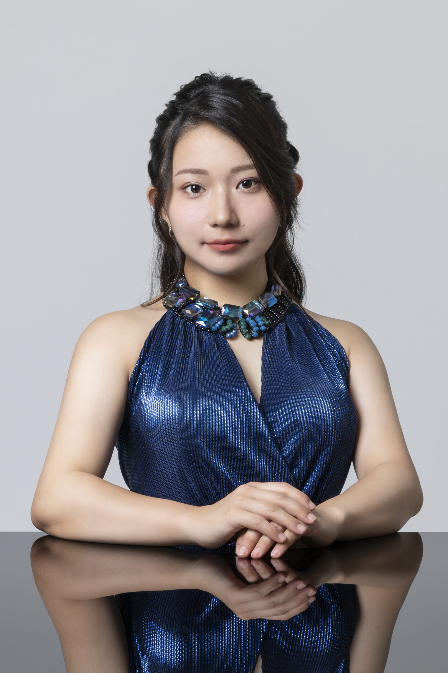 ピアニスト 中川 真耶加